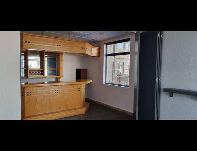 414M² OFFICE FOR SALE IN LA LUCIA